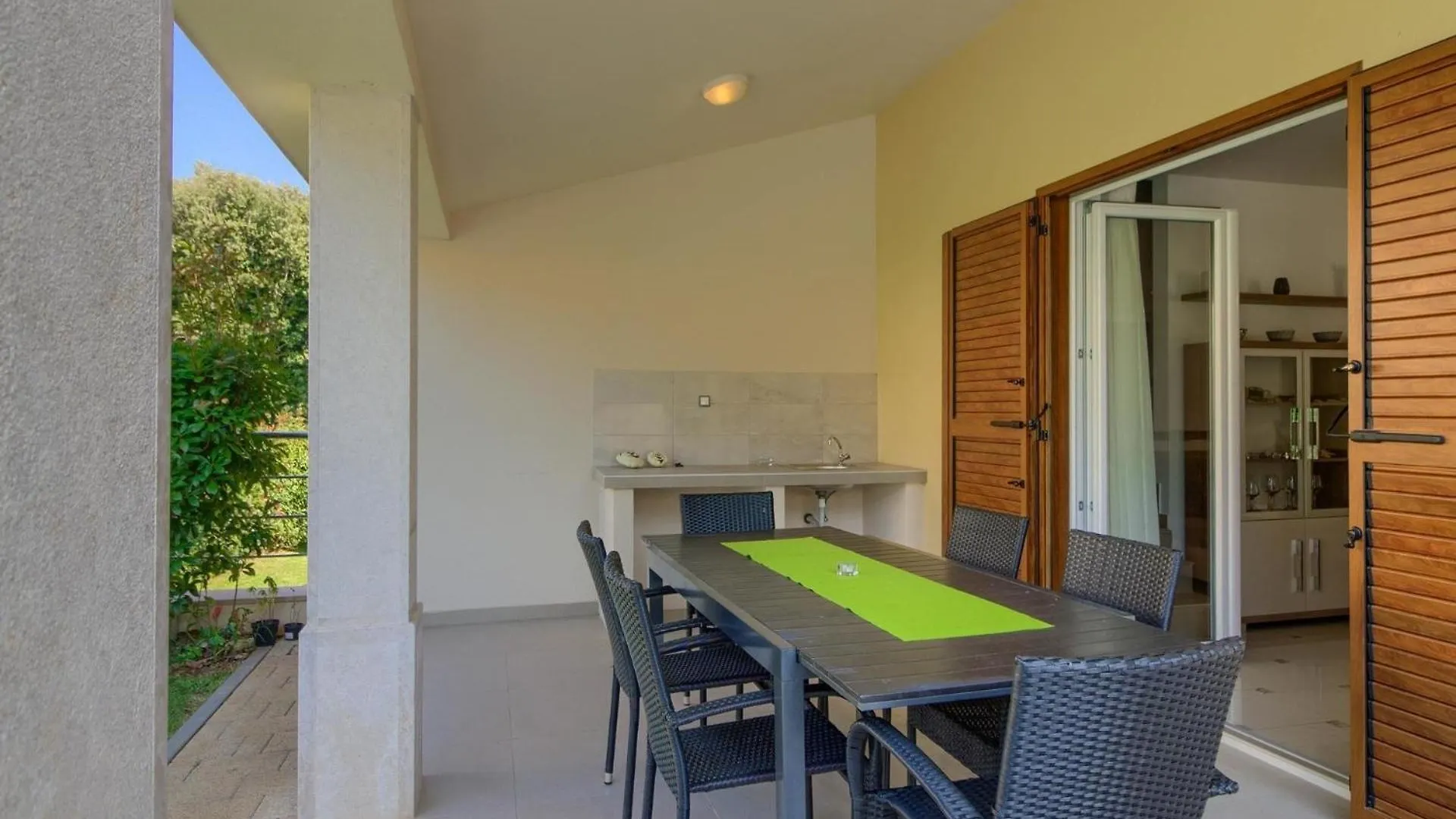 Ferienhaus Mit Privatpool Fuer 10 Personen Ca 200 Qm In Banjole, Istrien Istrische Riviera Chorvatsko
