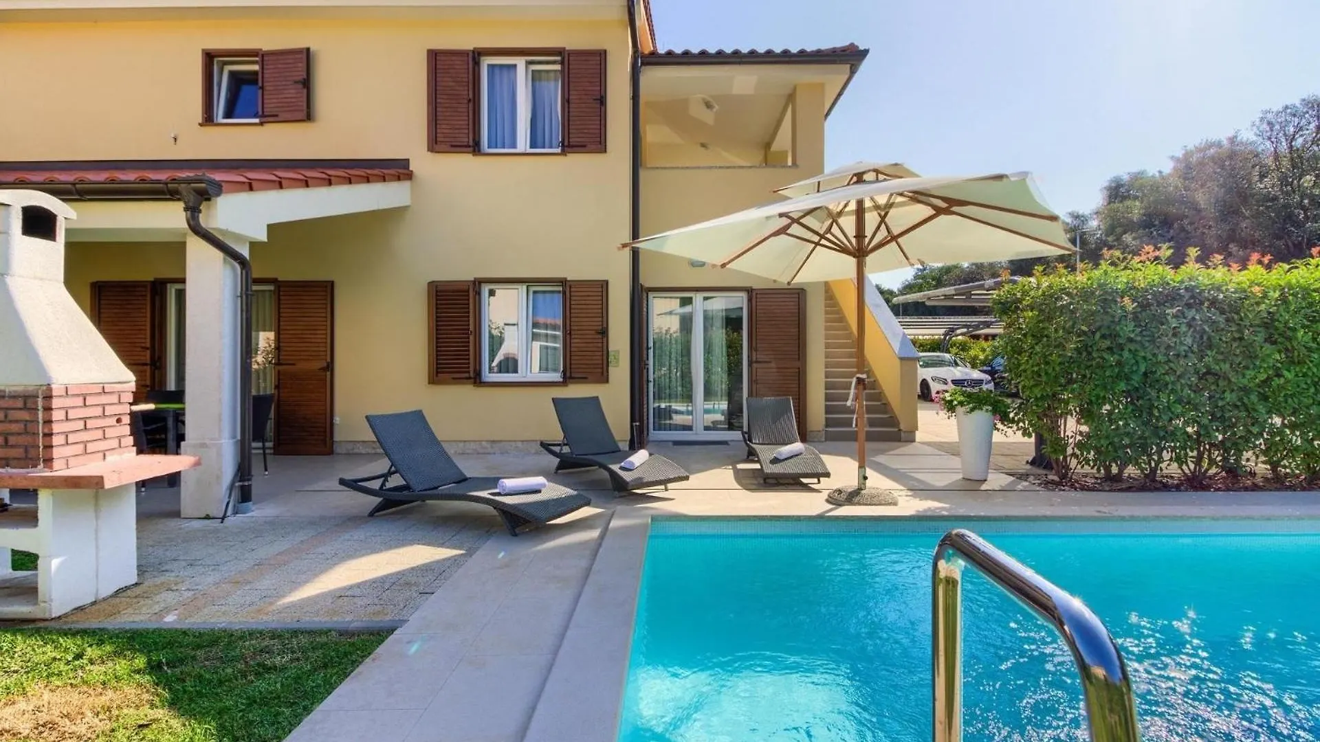 Ferienhaus Mit Privatpool Fuer 10 Personen Ca 200 Qm In Banjole, Istrien Istrische Riviera Prázdninový dům Banjole