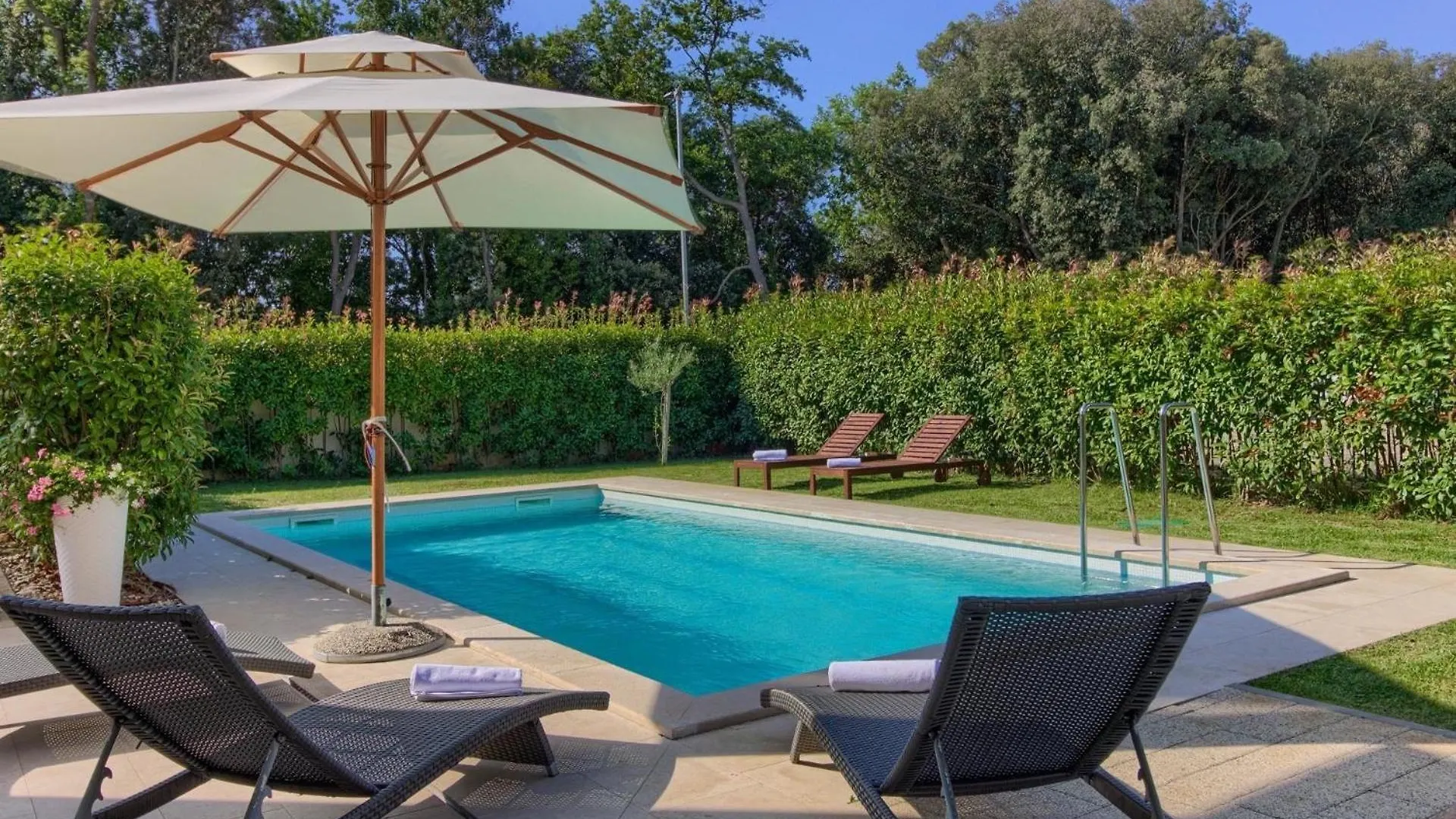 Holiday home Ferienhaus Mit Privatpool Fuer 10 Personen Ca 200 Qm In Banjole, Istrien Istrische Riviera Croatia