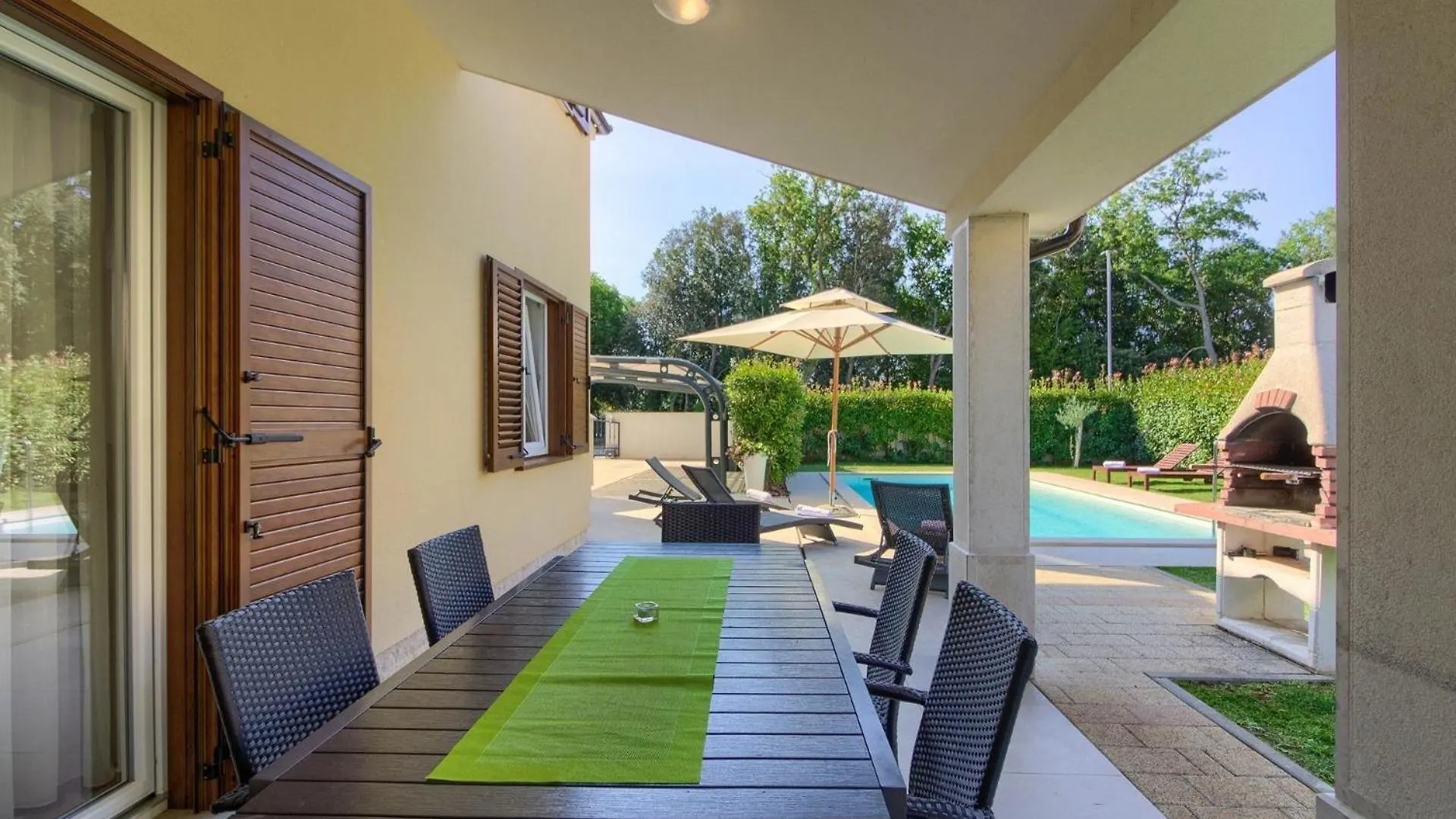 Ferienhaus Mit Privatpool Fuer 10 Personen Ca 200 Qm In Banjole, Istrien Istrische Riviera